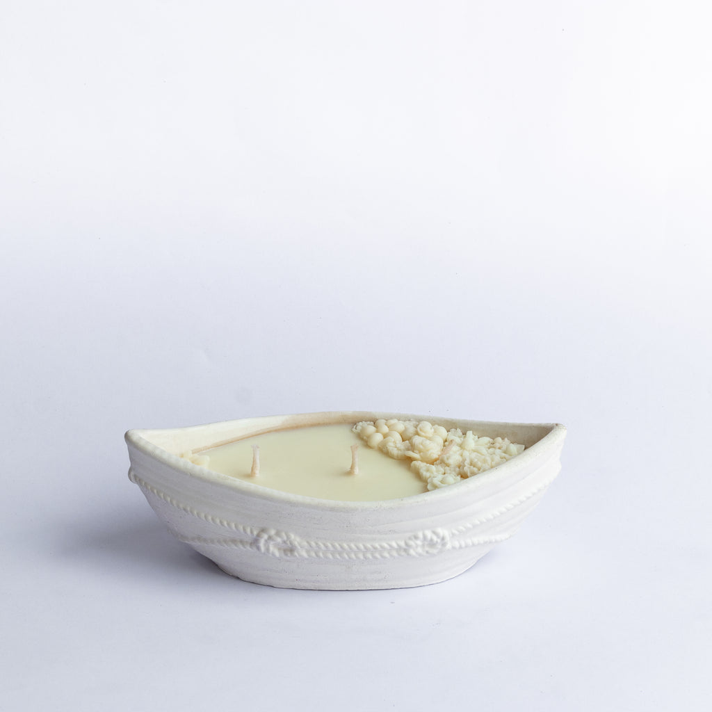 Luna Boat Candle - Ethereal Jasmine